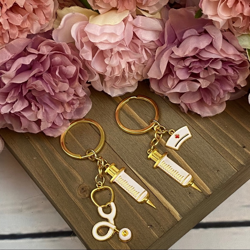 Nurses Keychain with Syringe & Charms - Picture 3 of 16